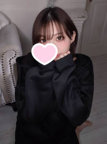 みりな (23)