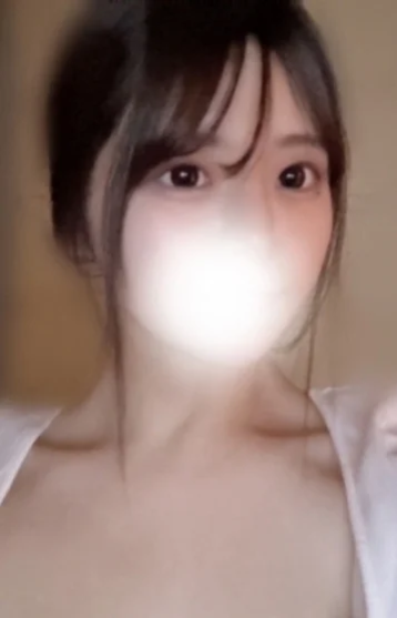 すず (24)