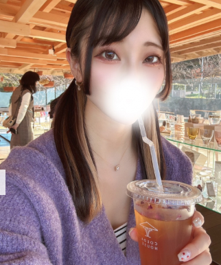 かりな (22)